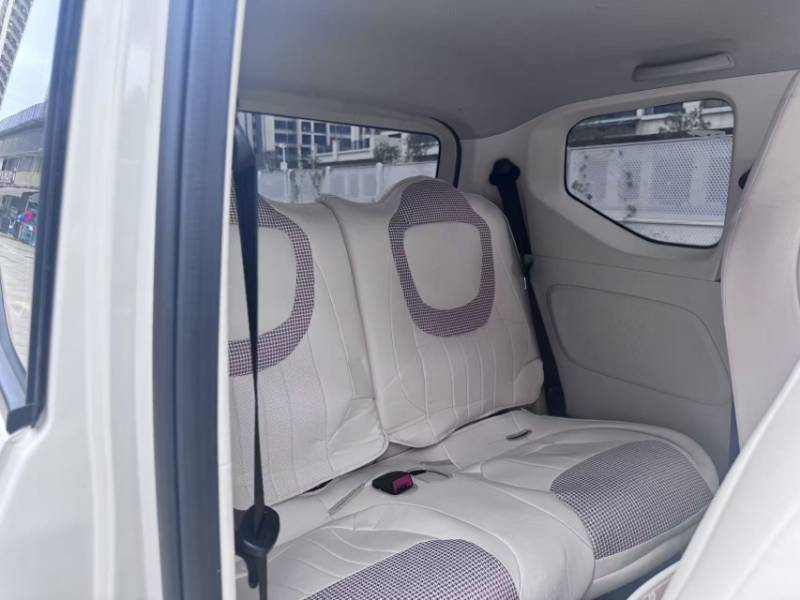 Used Wuling Hongguang MINIEV 2024 3rd Generation 215km Advanced Version — 39