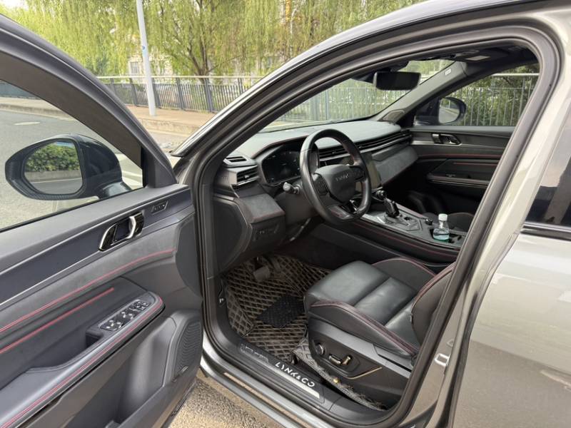 Used Lynk & Co 05 2020 2.0TD Four-Wheel Drive HypeHalo — 15