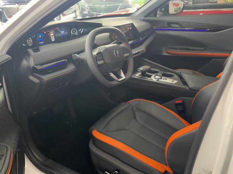 Used CHANGAN UNI-V 2024 1.5T High-Energy Version — 10