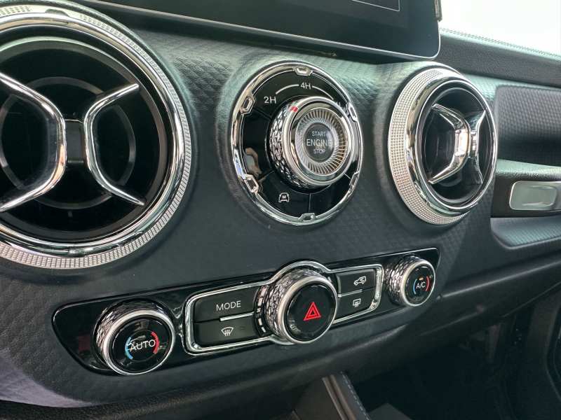 Used BAIC Off-Road BJ40 2023 2.0D Automatic Four-Wheel Drive Blade Hero Edition Adventurer Type — 16
