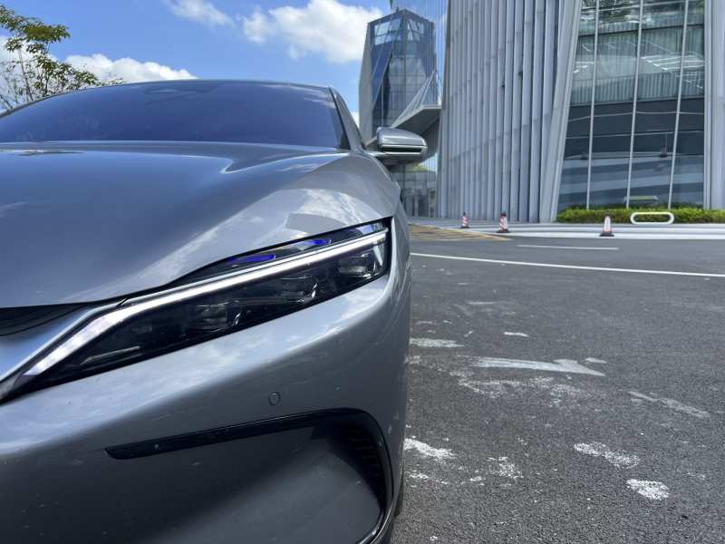 Used BYD Han 2023 EV Champion Edition 605KM Front-Drive Premium Model — 23