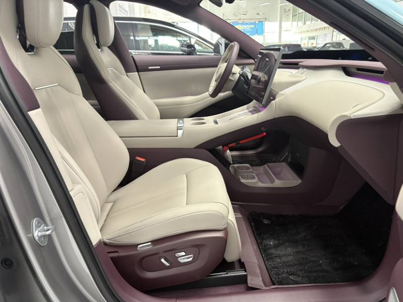 Used Xiaomi Auto YU7 2025 Ultra-Long Range Rear-Wheel Drive Version — 24
