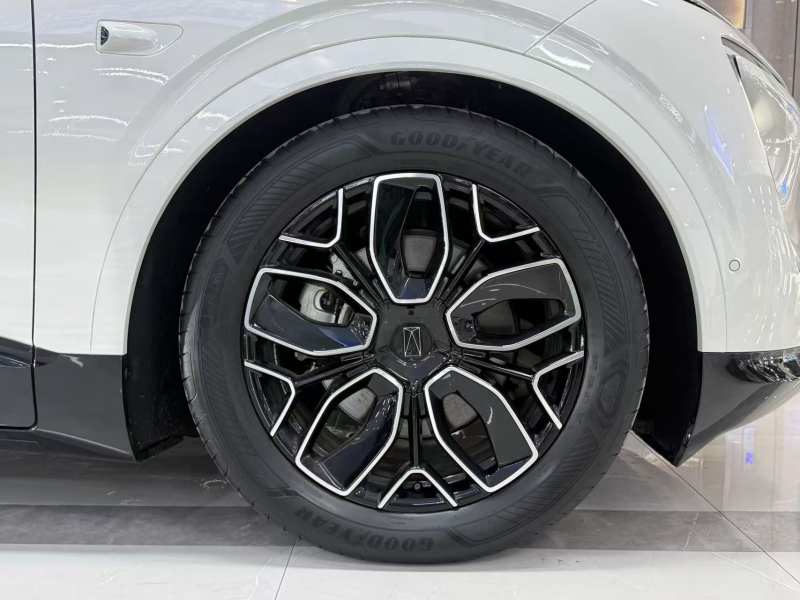 Used Avatr 07 2026 Ultra Pure-Electric All-Wheel-Drive Version — 30