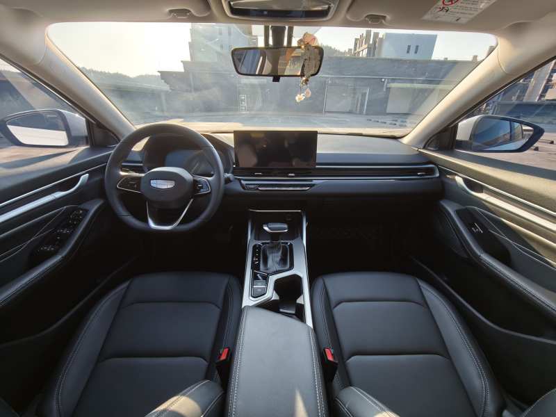Used Geely Auto Emgrand 2025 4th Generation 1.5L CVT Longteng Edition — 24