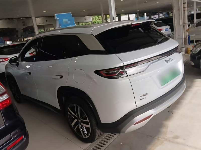 Used BYD Song L DM-i 2024 112 km Beyond Edition — 5
