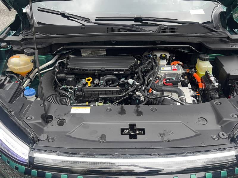 Used Dongfeng Aeolus Mage 2023 DH-i 1.5T Prestige Edition — 24