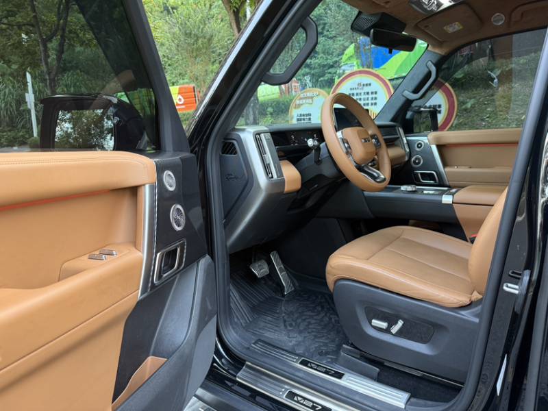Used iCAR V27 2026 Model 200KM Four-Wheel Drive Falcon 500 — 36