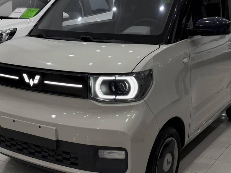 Used Wuling Hongguang MINIEV 2022 Macaron Premium Model – Lithium Iron Phosphate — 24