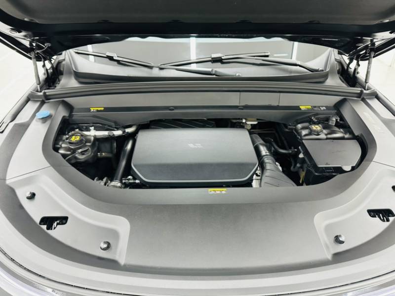 Used Li Auto L8 2023 Pro Model — 20