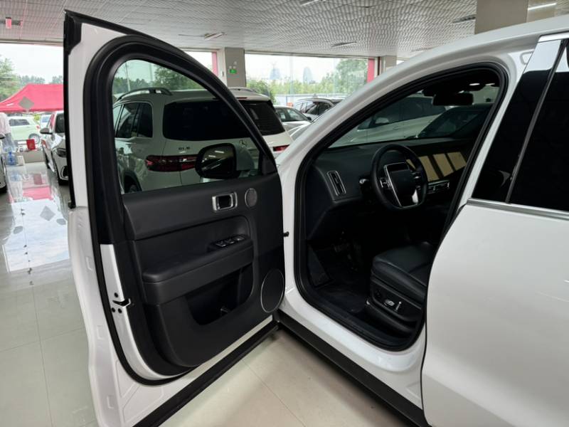 Used Li Auto L6 2024 Pro Model — 48