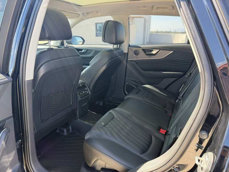 Used Hongqi HS5 2023 2.0T Qixiang Pro Edition — 37