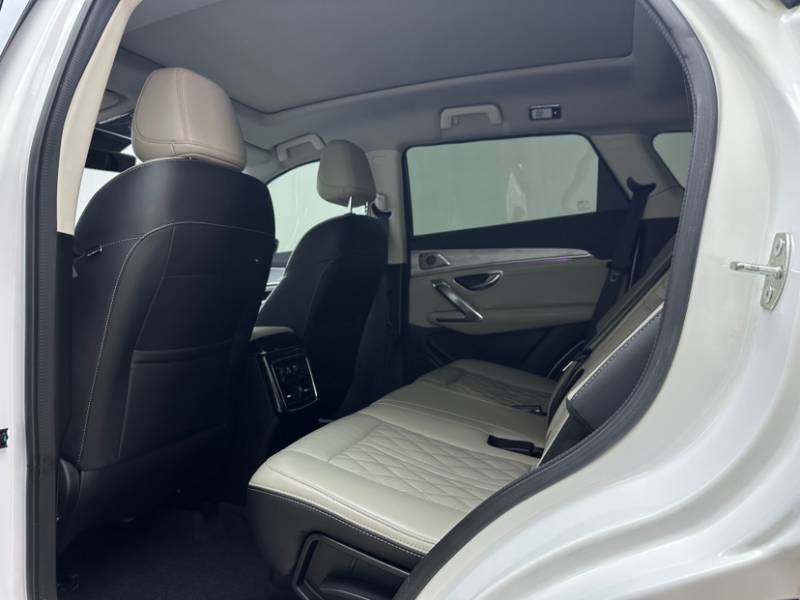 Used JETOUR X70 2023 Zhuge 2.0T DCT Kongming 7-Seater — 35