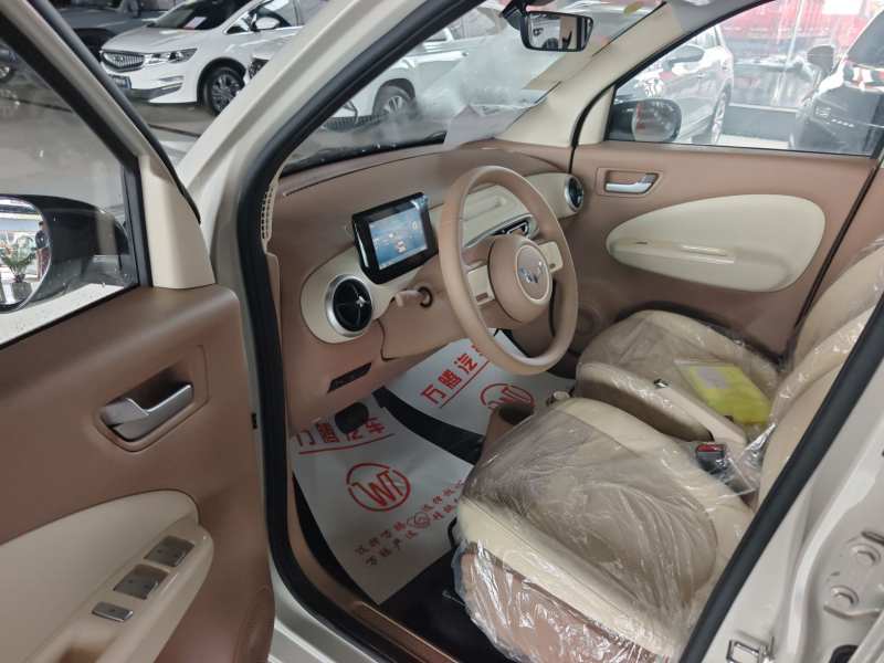 Used Wuling Hongguang MINIEV 2025 Four-Door Version Premium Edition — 15