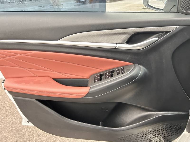 Used CHANGAN Eado 2023 Changan Edition PLUS Blue Whale NE 1.4T GDI DCT Prestige Version — 32