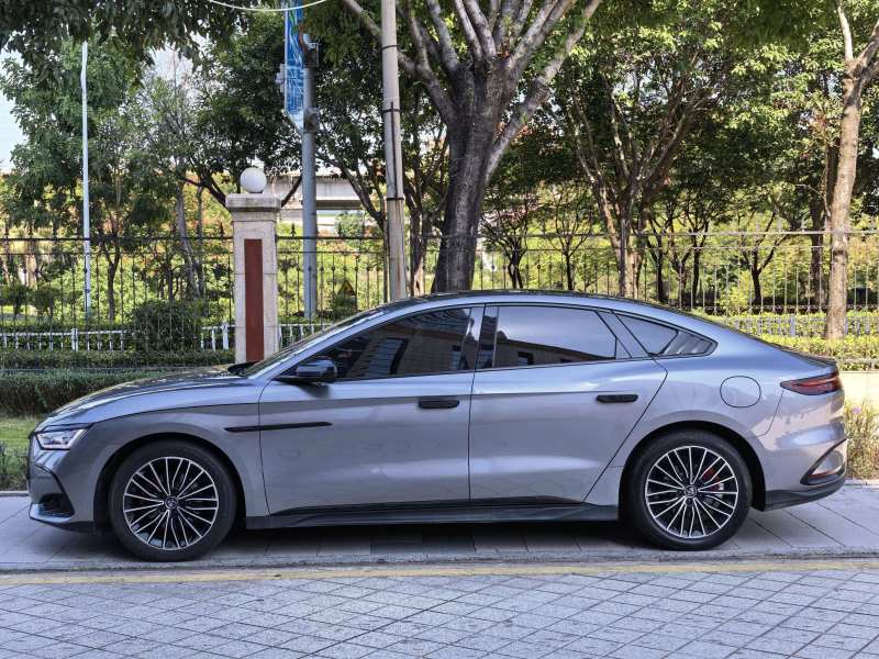 Used BYD Han 2022 DM-i 121KM Prestige Model – Executive — 31
