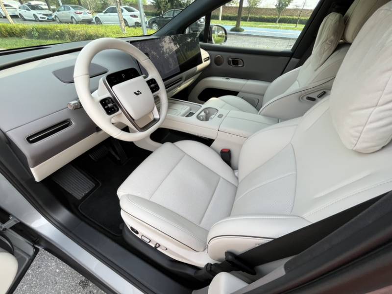 Used Li Auto i6 2025 Model Two-Wheel-Drive Standard Type — 25