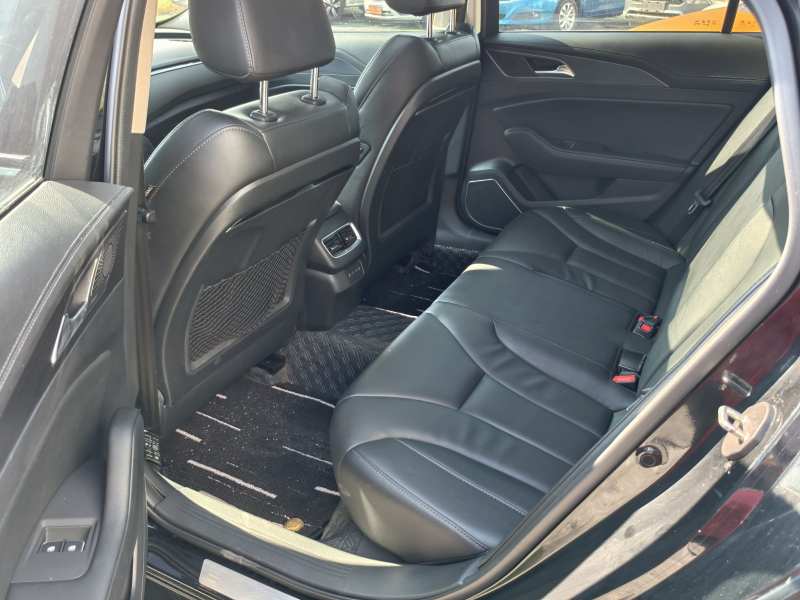 Used Hongqi H5 2022 Classic Model Facelift 1.8T Automatic Smart Connect Flagship Edition – Chinese Trim Xiang — 34