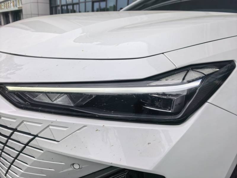 Used CHANGAN UNI-V 2024 1.5T High-Energy Version — 18