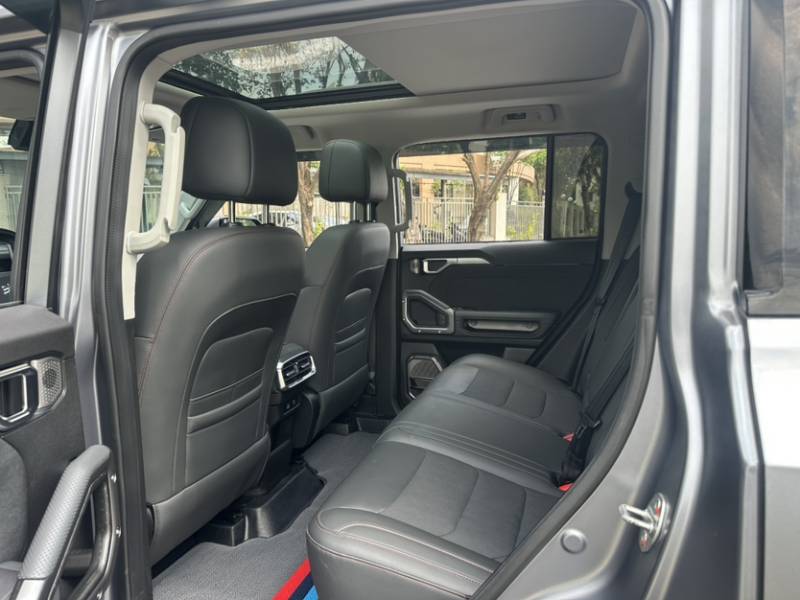Used JETOUR Traveler 2023 2.0T Four-Wheel Drive Conqueror — 35
