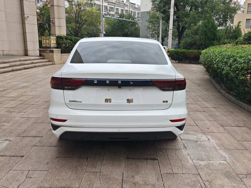 Used Geely Auto Emgrand 2022 4th Generation 1.5L Manual Luxury Model — 32