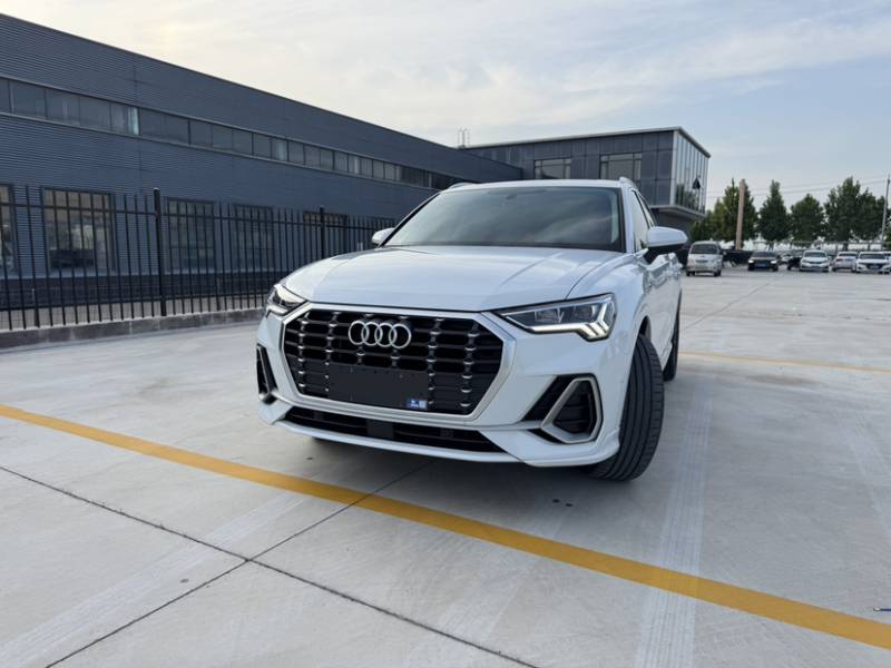 Used Audi Q3 2022 35 TFSI Fashion Dynamic Model