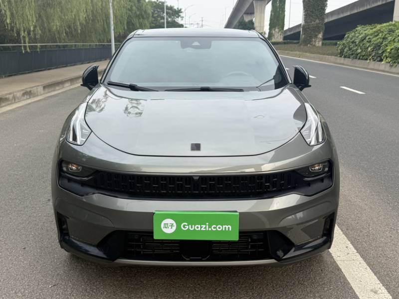 Used Lynk & Co 05 2020 2.0TD Four-Wheel Drive HypeHalo — 39