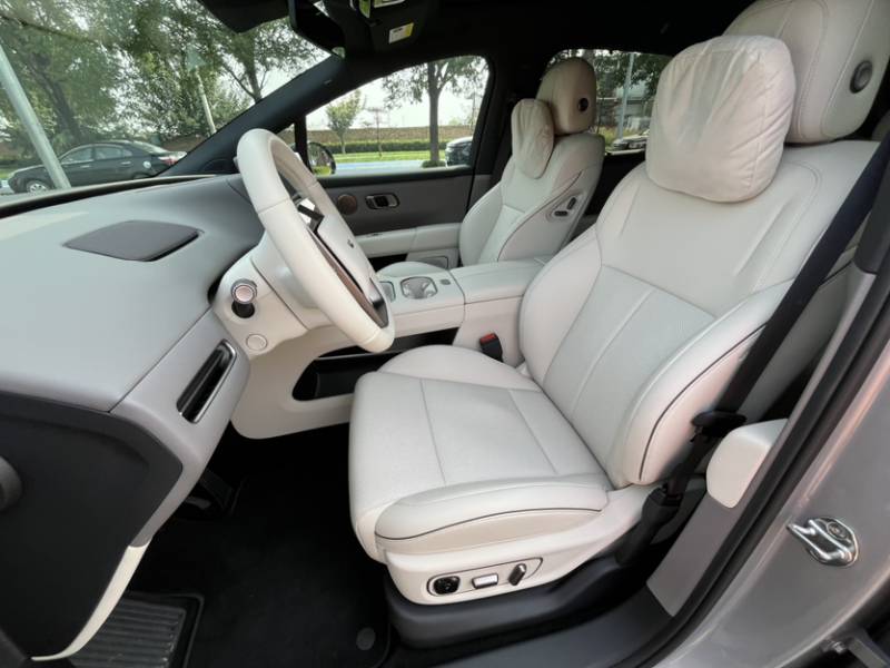 Used Li Auto i6 2025 Model Two-Wheel-Drive Standard Type — 24