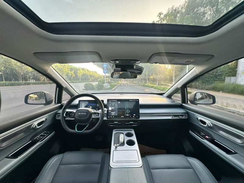 Used AION Y 2023 Younger Star Edition — 34