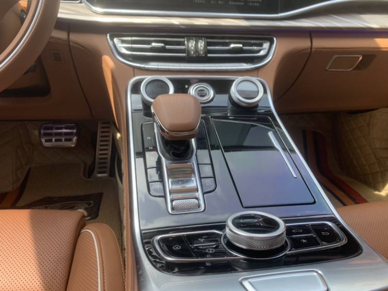 Used Hongqi H9 2020 2.0T Smart Connect Flagship Edition – Chinese Trim Xiang — 22