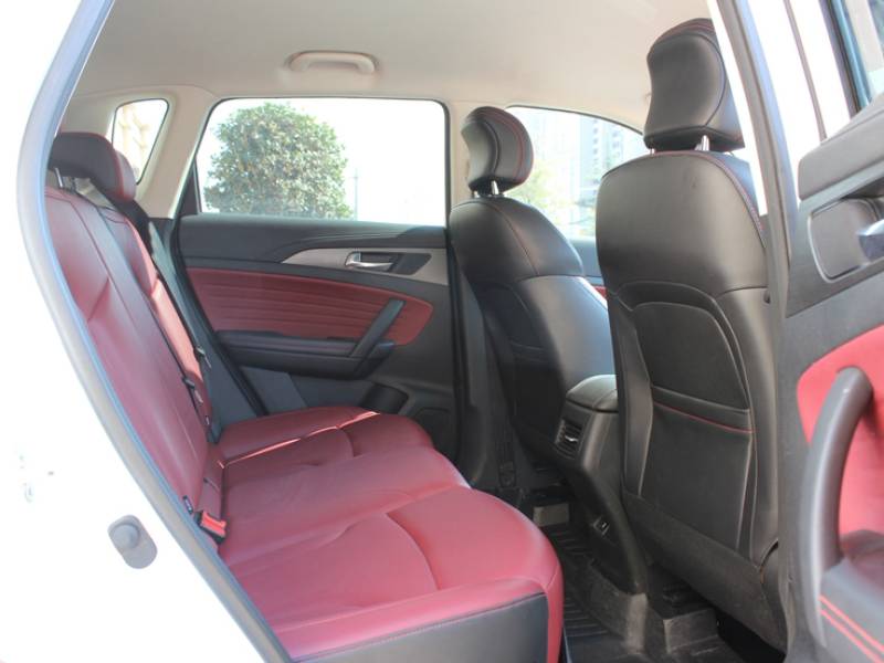 Used CHANGAN CS35PLUS 2020 1.4T DCT Yue Lian Blue Whale Edition — 40