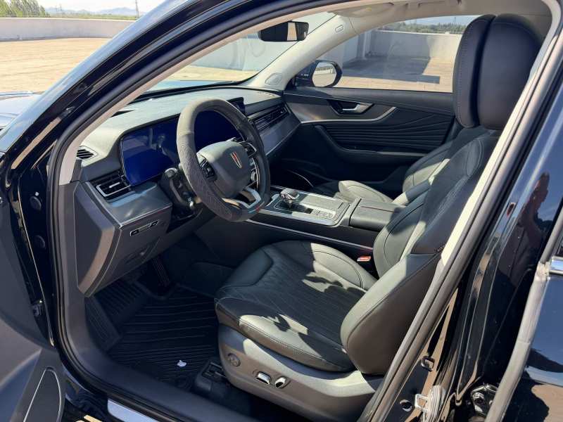 Used Hongqi HS5 2023 2.0T Qixiang Pro Edition — 35