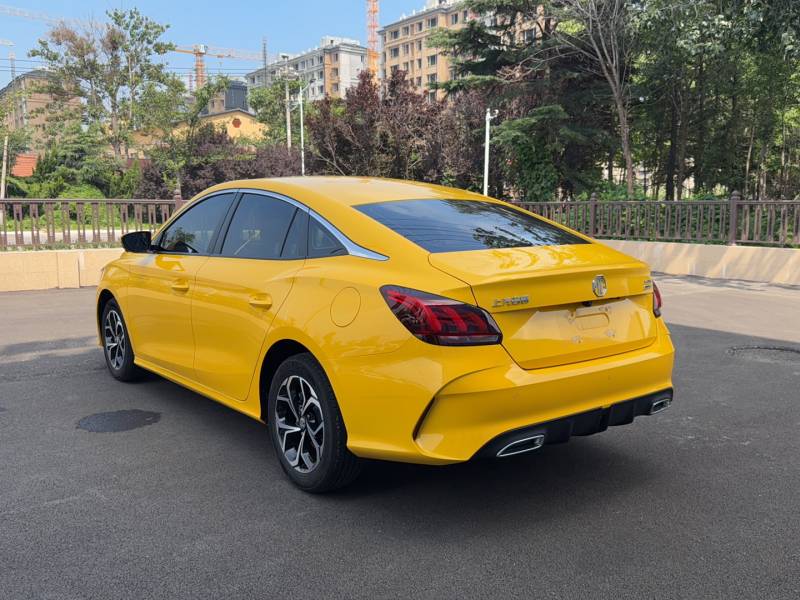 Used MG 5 2022 180 DVVT CVT Youth Luxury Edition — 28