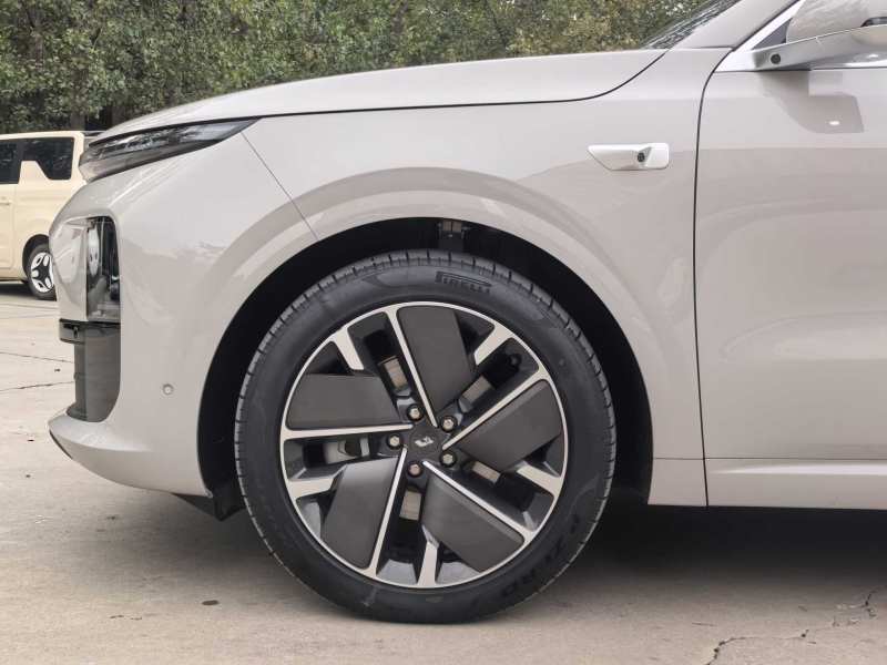 Used Li Auto L6 2025 Max Smart Refresh Edition — 13