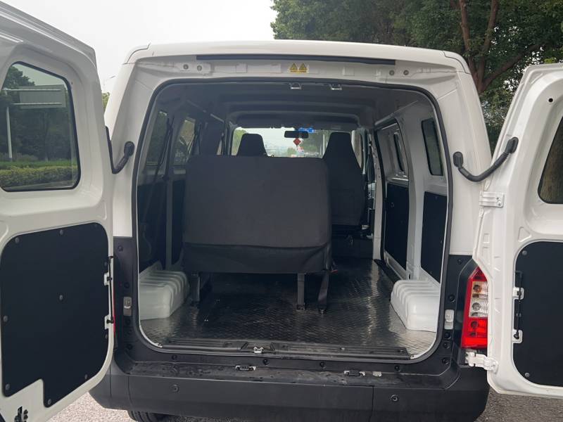 Used Cowin Kaiyi Jiangtun E5 2025 Model Economy Edition—36.8kWh 6-seater — 9