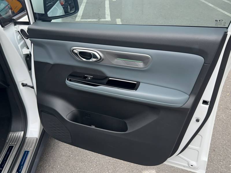 Used AION Y 2023 Plus 510 Smart Edition — 37