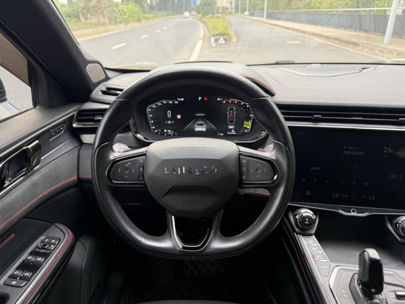 Used Lynk & Co 05 2020 2.0TD Four-Wheel Drive HypeHalo — 50