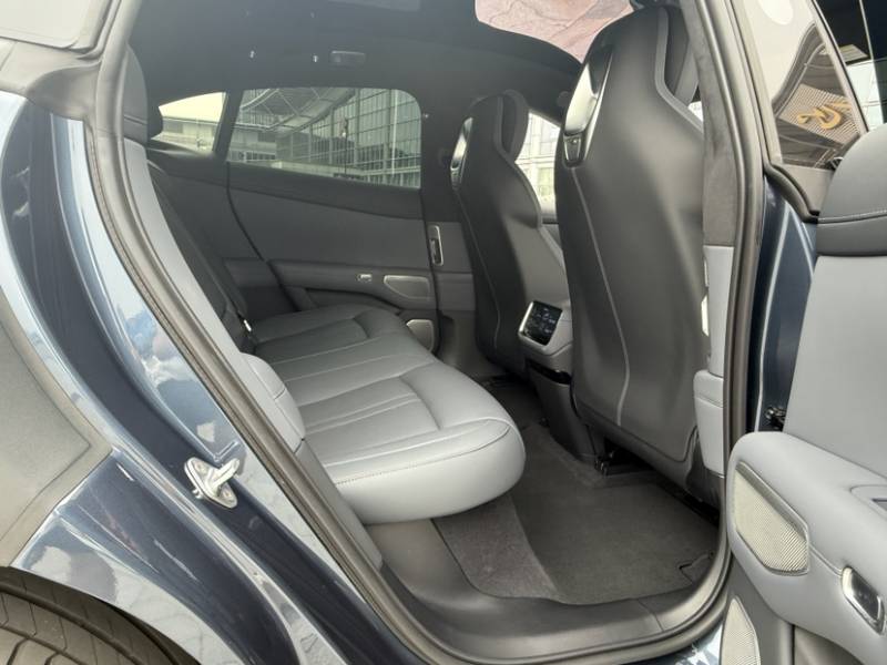 Used Xiaomi Auto YU7 2025 Ultra-Long Range High-Performance All-Wheel-Drive Max Edition — 39