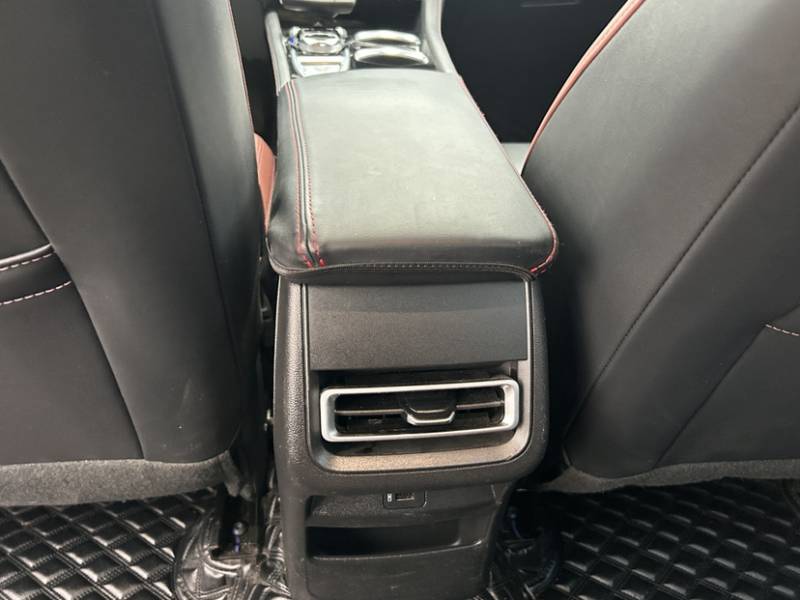 Used CHANGAN Eado 2023 Changan Edition PLUS Blue Whale NE 1.4T GDI DCT Prestige Version — 24