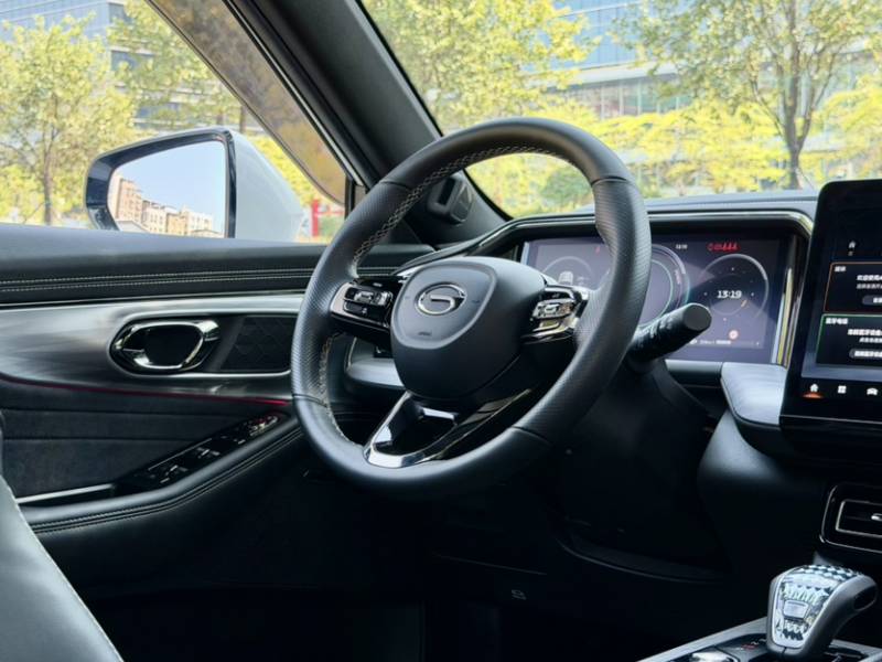 Used GAC Trumpchi GS8 2022 Dual-Engine Series 2.0TM Two-Wheel Drive Prestige Edition (7 Seats) — 43