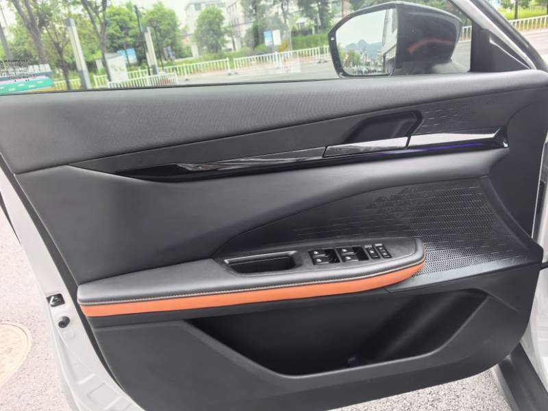 Used CHANGAN UNI-V 2024 1.5T High-Energy Version — 19