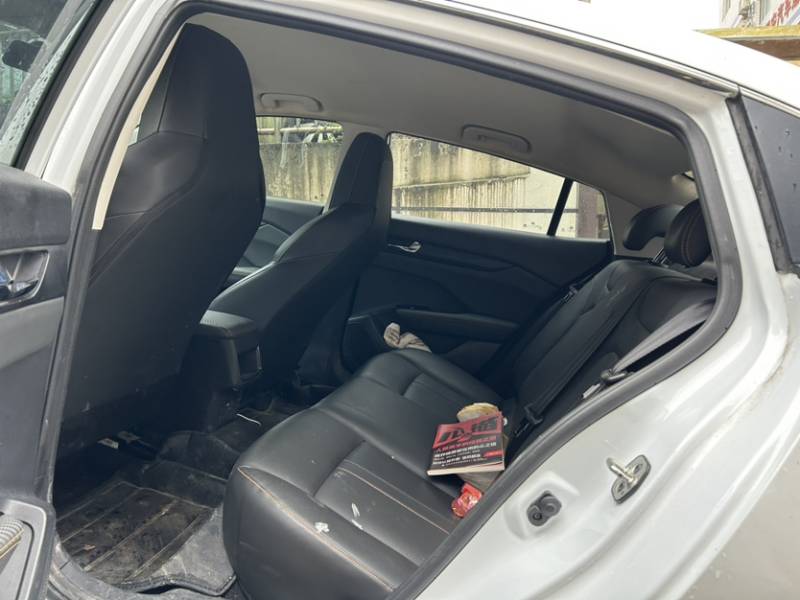 Used Dongfeng Aeolus Yixuan 2024 1.5L Automatic JingSu Edition — 12