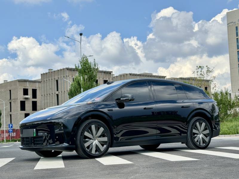 Used Li Auto i6 2025 Model Two-Wheel-Drive Standard Type