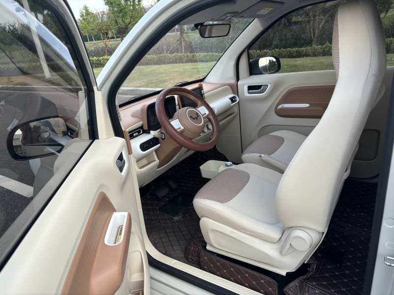 Used Wuling Hongguang MINIEV 2024 3rd Generation 215km Advanced Version — 33