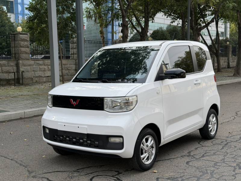 Used Wuling Hongguang MINIEV 2020 Freedom Version Lithium Iron Phosphate — 1