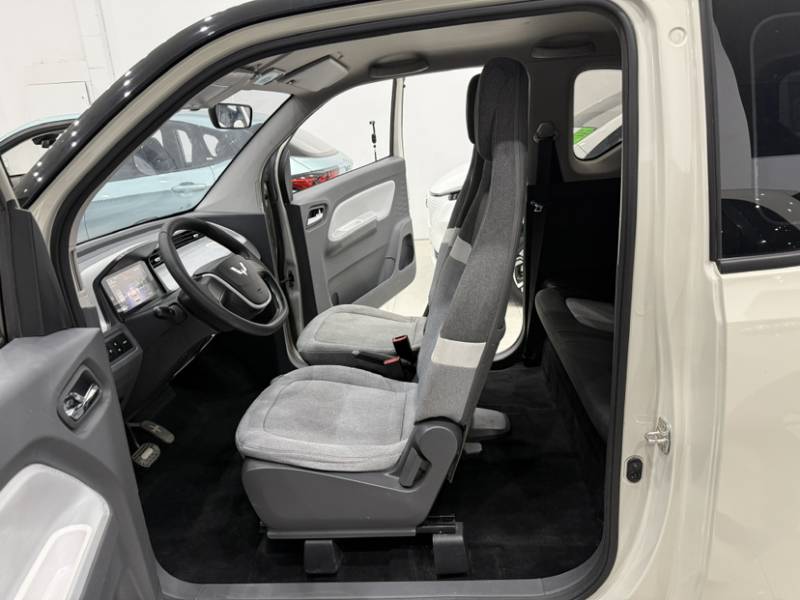 Used Wuling Hongguang MINIEV 2022 Macaron Premium Model – Lithium Iron Phosphate — 15