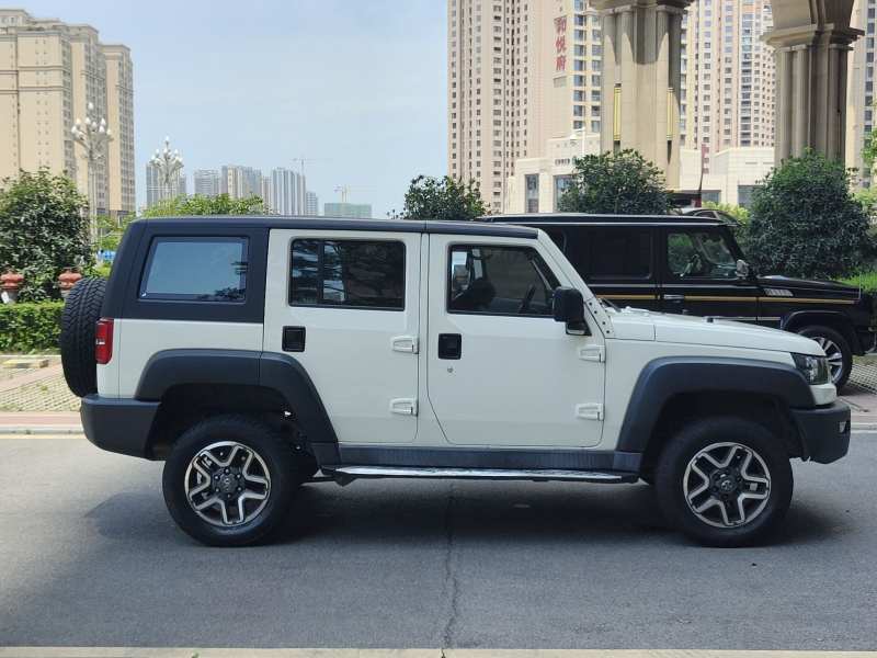 Used BAIC Off-Road BJ40 2016 40L 2.3T Automatic All-Wheel Drive Premium Edition — 32