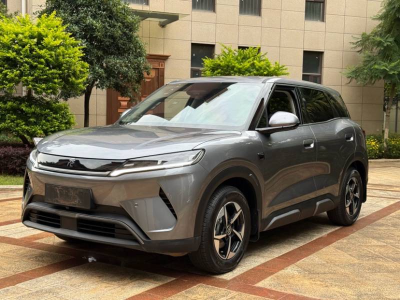 Used BYD Yuan UP 2025 Intelligent Driving Version 401 km Leading Edition
