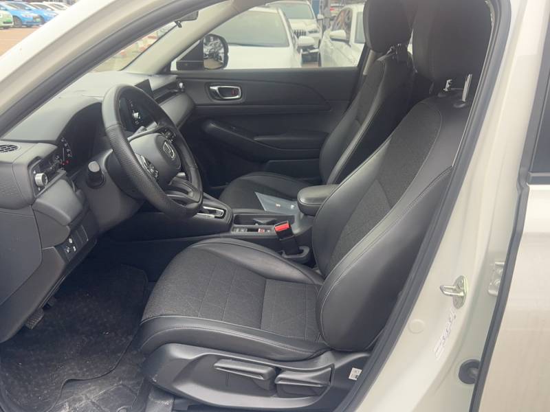 Used Honda Vezel 2023 1.5L CVT Tech Edition — 9