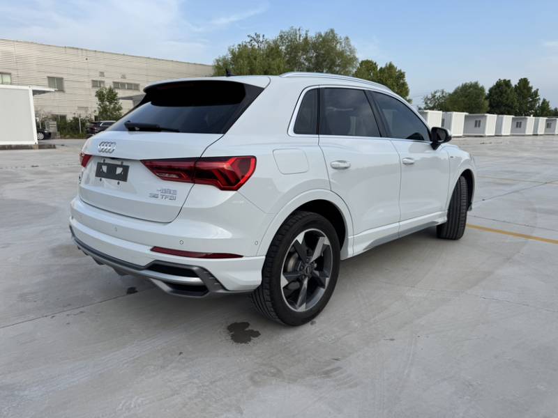 Used Audi Q3 2022 35 TFSI Fashion Dynamic Model — 15