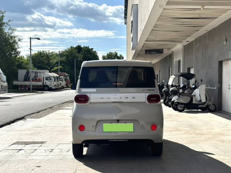 Used Wuling Hongguang MINIEV 2024 3rd Generation 215km Youth Edition — 30